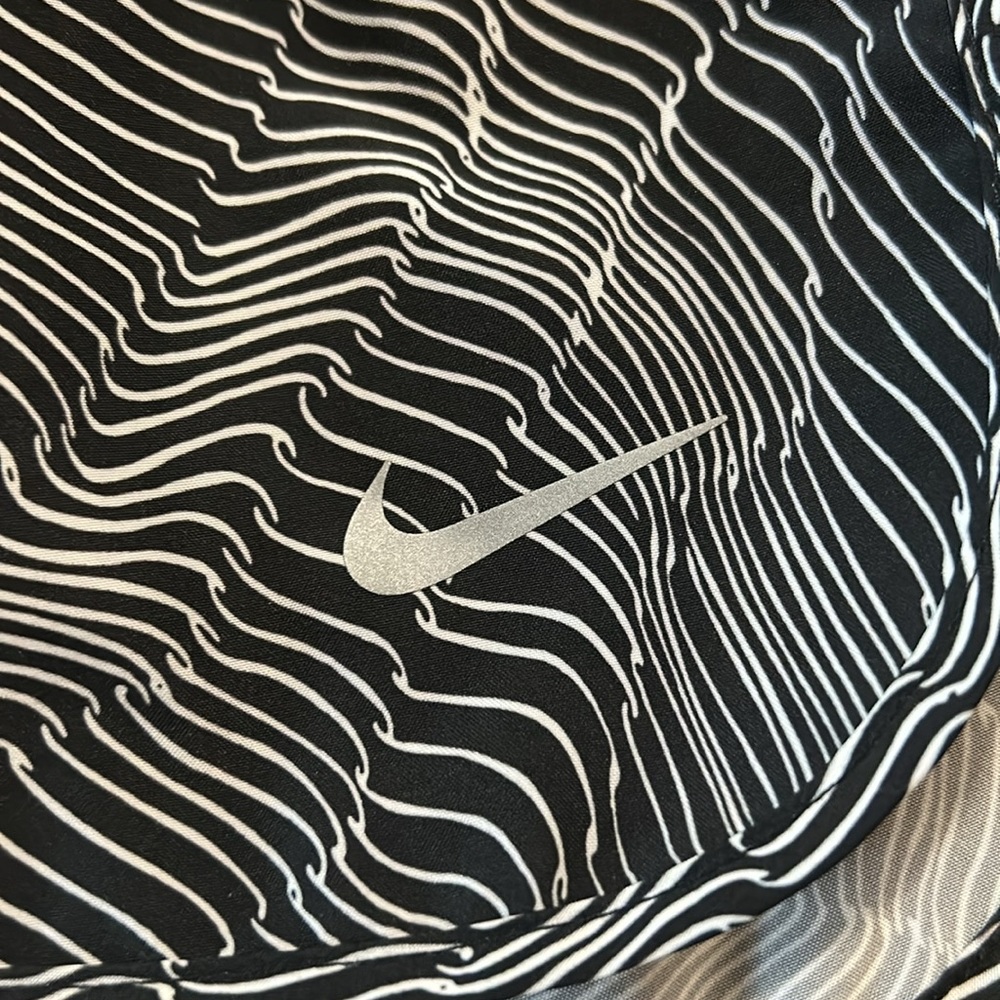 Nike Dri-Fit Elastic Drawstring Running Shorts - image 3